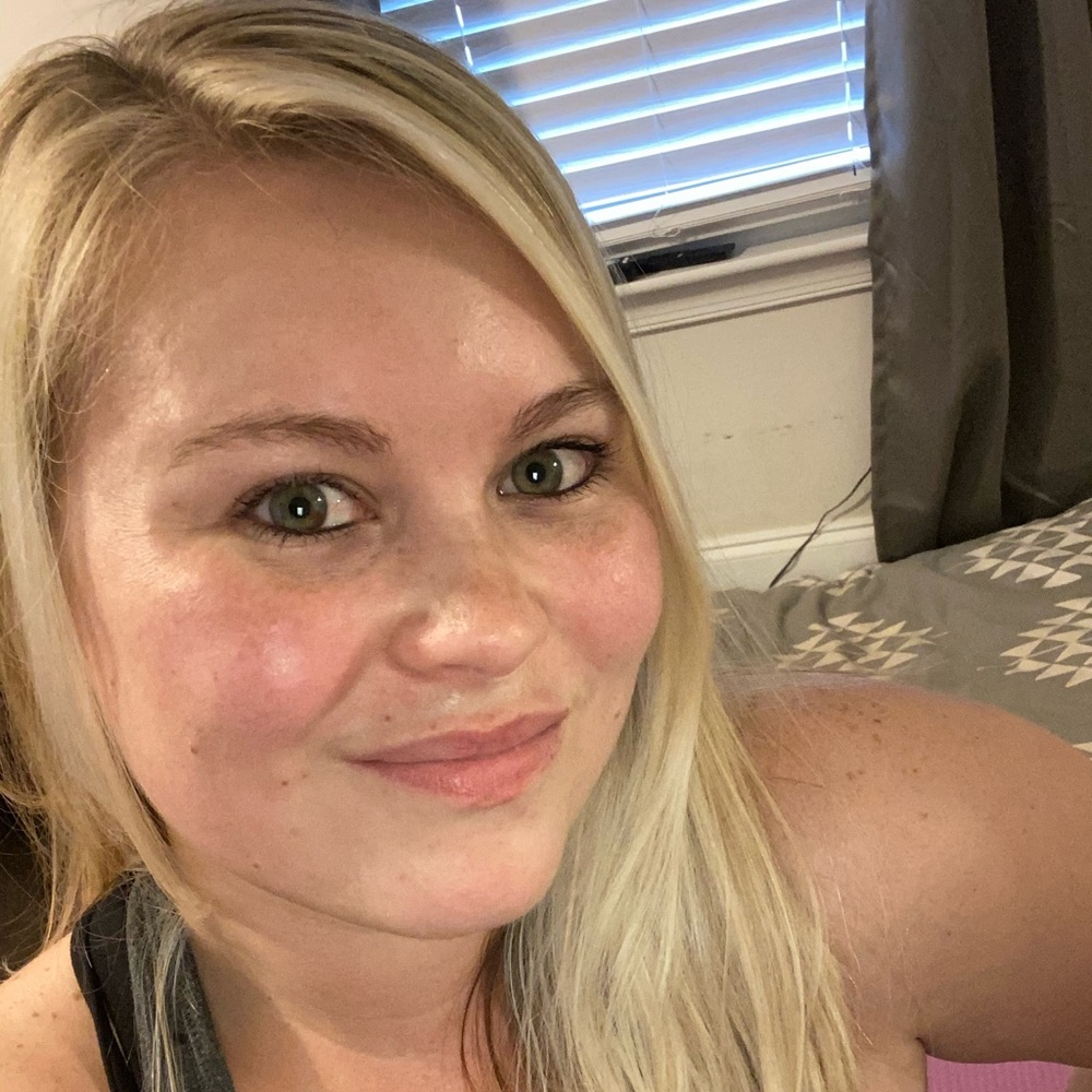 Meet your Posher, Leilani